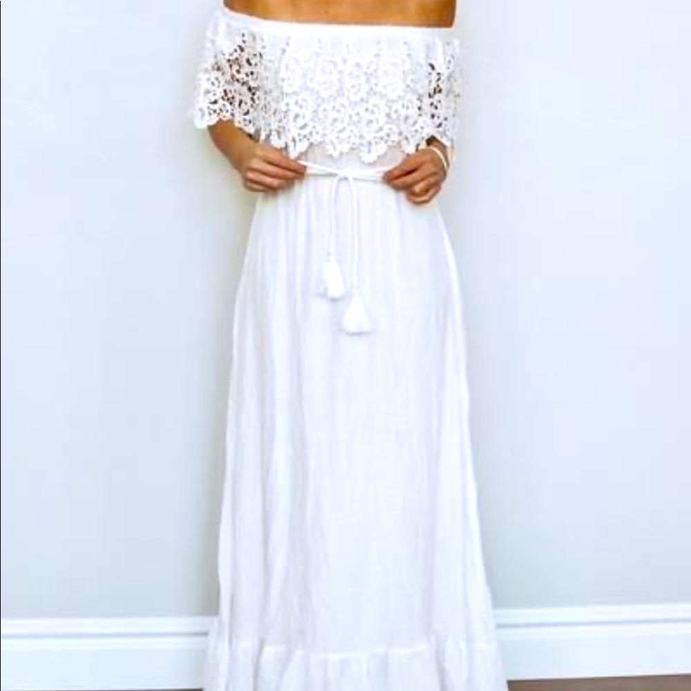 Baltic Born White Maxi Off The Shoulder NWT medium